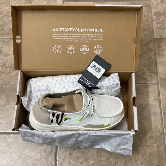 Hey dude Wendy Star White Shoes - Picture 7 of 8